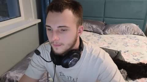 Snapshot of golden_boyyy21 chatting on 23, 11, 2025 Golden boyyy21 online show from 23, 11, 2025