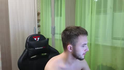 Snapshot of golden_boyyy21 chatting on 26, 11, 2025 Golden boyyy21 online show from 26, 11, 2025