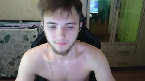 Snapshot of golden_boyyy21 chatting on 10, 4, 2026 Golden boyyy21 online show from 10, 4, 2026