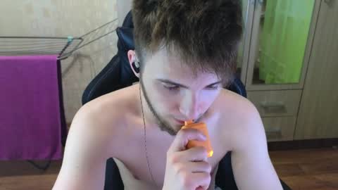 Snapshot of golden_boyyy21 chatting on 11, 4, 2026 Golden boyyy21 online show from 11, 4, 2026