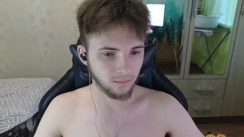 Snapshot of golden_boyyy21 chatting on 13, 4, 2026 Golden boyyy21 online show from 13, 4, 2026