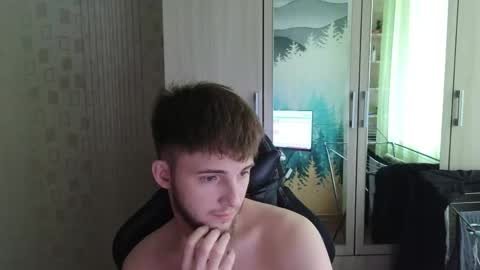 Snapshot of golden_boyyy21 chatting on 19, 4, 2026 Golden boyyy21 online show from 19, 4, 2026