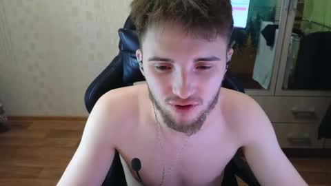 Snapshot of golden_boyyy21 chatting on 21, 4, 2026 Golden boyyy21 online show from 21, 4, 2026