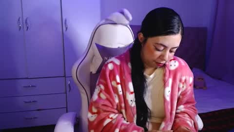 Snapshot of golden_gingerkitty chatting on 8, 1, 2025 golden_gingerkitty online show from 8, 1, 2025