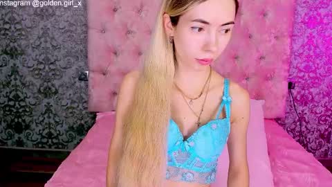 Snapshot of golden_girl__ chatting on 19, 11, 2025 golden girl online show from 19, 11, 2025