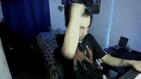 Snapshot of golden_ryan chatting on 27, 5, 2026 Jmmmm online show from 27, 5, 2026