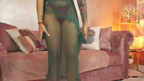 GoldenAmberX online show from 9, 3, 2026