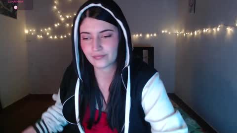 Snapshot of goldencandycotton chatting on 12, 3, 2025 goldencandycotton online show from 12, 3, 2025