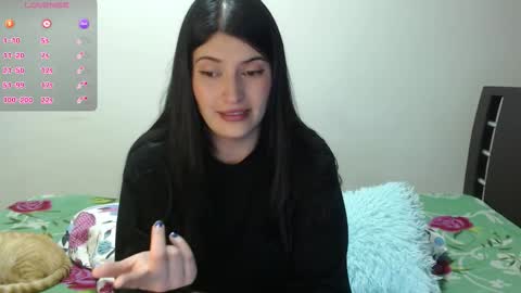 Snapshot of goldencandycotton chatting on 24, 10, 2025 goldencandycotton online show from 24, 10, 2025