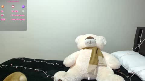 Snapshot of goldencandycotton chatting on 26, 11, 2025 goldencandycotton online show from 26, 11, 2025