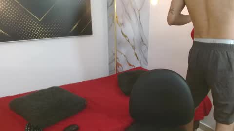Snapshot of goldendesirex_ chatting on 28, 4, 2026 online show from 28, 4, 2026