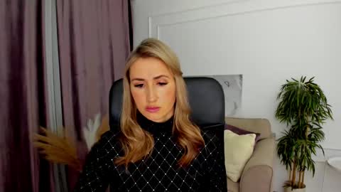 Olivia online show from 11, 2, 2025