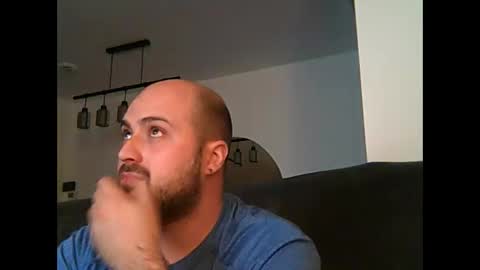 goldenspainboy online show from 10, 4, 2026