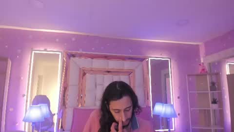 Snapshot of goldentemptation_ chatting on 7, 7, 2026 goldentemptation_ online show from 7, 7, 2026