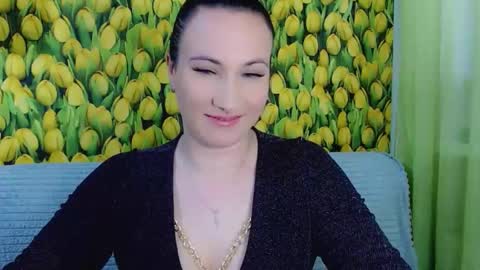Snapshot of goldmoonn chatting on 6, 4, 2026 goldmoonn online show from 6, 4, 2026