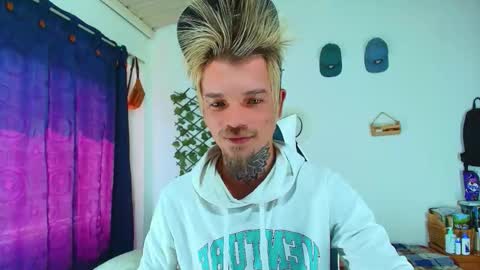 Goldy Loyal93 online show from 26, 2, 2026