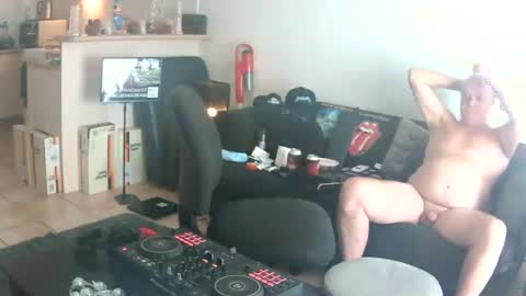 Snapshot of goldyguy011 chatting on 18, 7, 2026 goldyguy011 online show from 18, 7, 2026