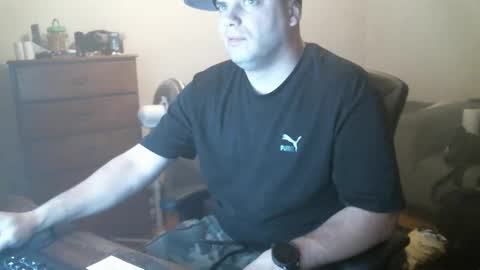 Snapshot of goleafzgo chatting on 1, 2, 2025 goleafzgo online show from 1, 2, 2025