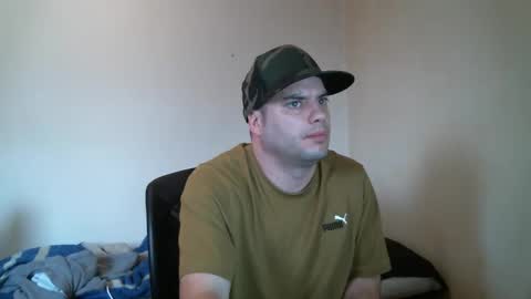 Snapshot of goleafzgo chatting on 5, 2, 2026 goleafzgo online show from 5, 2, 2026