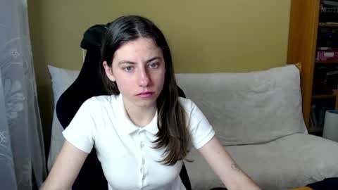 Elizabeth Effie online show from 15, 5, 2026
