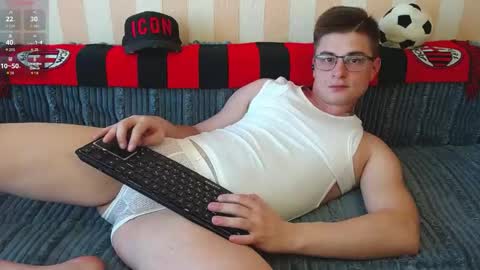 Snapshot of gordonhunt chatting on 4, 5, 2026 Gordon Hunt online show from 4, 5, 2026
