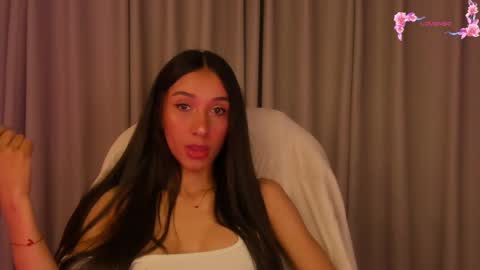 Snapshot of gorgeous_brunette chatting on 12, 2, 2025 Rose online show from 12, 2, 2025