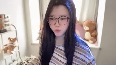 gorgeous girl33 online show from 7, 1, 2026