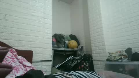 gorgeousselenaxx online show from 2, 3, 2025