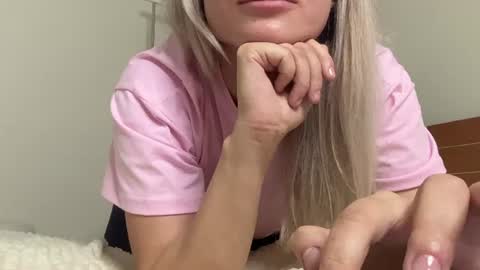 Victoria online show from 25, 6, 2026
