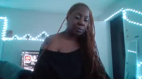 Snapshot of gotcake713 chatting on 10, 10, 2025 Sue Goddess online show from 10, 10, 2025
