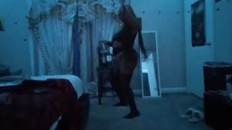 Snapshot of gotcake713 chatting on 26, 10, 2025 Sue Goddess online show from 26, 10, 2025