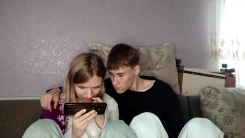 Lilly and Jake online show from 29, 5, 2026