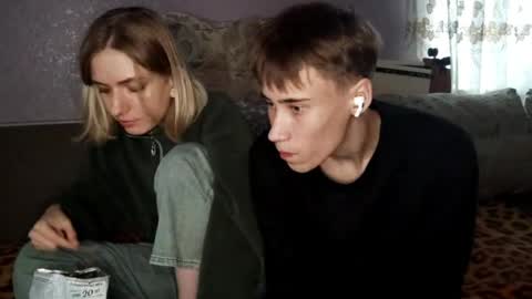 Lilly and Jake online show from 30, 5, 2026