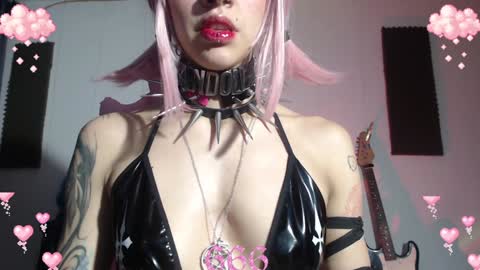 Snapshot of gothicute chatting on 17, 1, 2025 online show from 17, 1, 2025