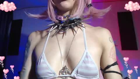 Snapshot of gothicute chatting on 19, 2, 2025 online show from 19, 2, 2025