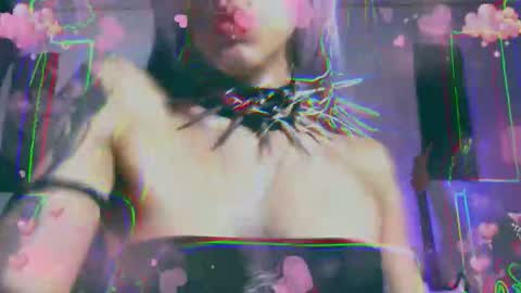 Snapshot of gothicute chatting on 7, 10, 2025 online show from 7, 10, 2025