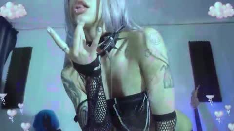 Snapshot of gothicute chatting on 18, 10, 2025 online show from 18, 10, 2025