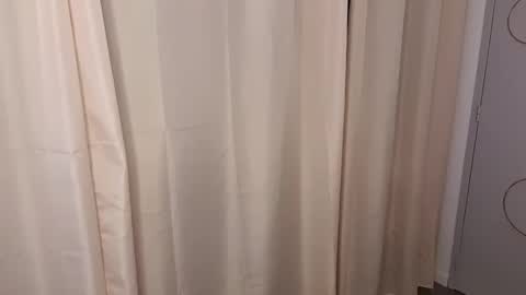 goura2000 online show from 31, 1, 2025