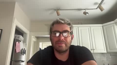 Snapshot of gr33nvap chatting on 14, 2, 2026 Cuddleguy online show from 14, 2, 2026