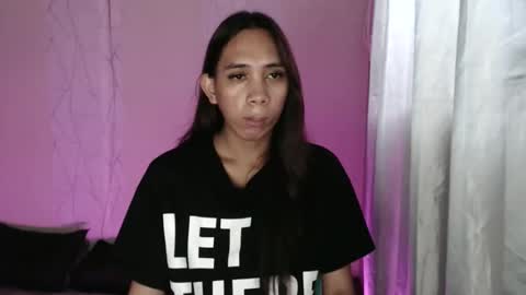 Snapshot of grace_for_youuu chatting on 24, 11, 2025 HoneyGrace online show from 24, 11, 2025