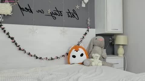 grace_louis online show from 5, 12, 2025