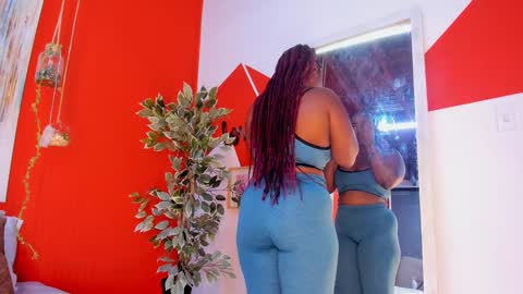 Snapshot of grace_miller19 chatting on 25, 2, 2025 grace online show from 25, 2, 2025