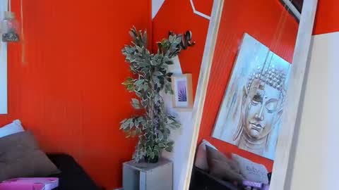 Snapshot of grace_miller19 chatting on 25, 10, 2025 grace online show from 25, 10, 2025