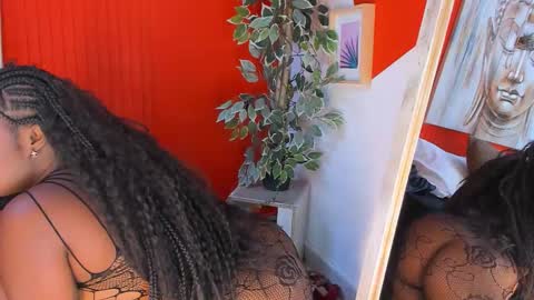 Snapshot of grace_miller19 chatting on 31, 10, 2025 grace online show from 31, 10, 2025