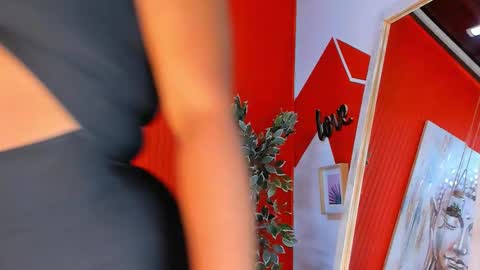 Snapshot of grace_miller19 chatting on 28, 11, 2025 grace online show from 28, 11, 2025