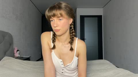 Snapshot of gracefulcharm_ chatting on 25, 1, 2025 Daria online show from 25, 1, 2025
