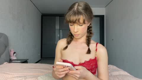 Snapshot of gracefulcharm_ chatting on 7, 2, 2025 Daria online show from 7, 2, 2025