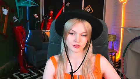 Grace Glamour online show from 23, 12, 2024