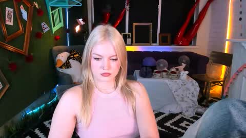Grace Glamour online show from 25, 9, 2025