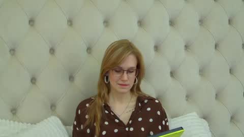 Snapshot of gracehudsons chatting on 14, 4, 2026 Grace online show from 14, 4, 2026